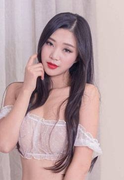 亚洲销魂美女图透明内内库宋-KiKi粉色小旗袍和蕾丝小清新文胸高清妹子写真集
