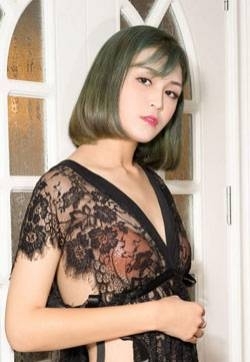 亚洲1000美女模特美女照朵哈顾盼流连高清mm写真集