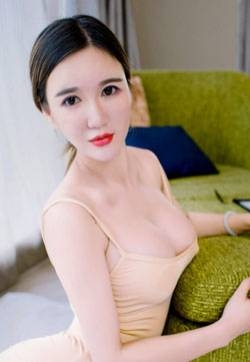 亚洲美女王紫琳透视旗袍血滴子透明女仆高清模特写真集