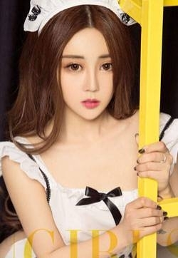 美女模特摄影安欣儿突破次元壁高清妹子写真集