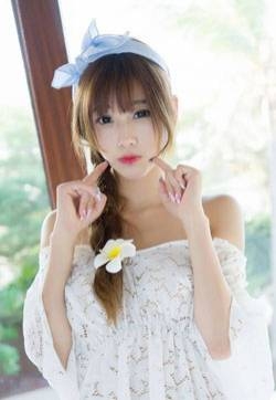 成熟性感迷人的美丽模特sugar小甜心CC巴厘岛旅拍高清妹子首套写真