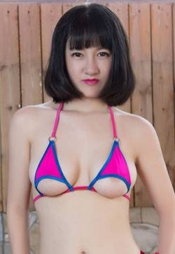 三点内衣秀美女模特小探戈比基尼骆驼趾内衣性感诱惑系列高清写真集