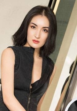 亚洲美女性身体瑞莎女特工被困高清美女模特写真集