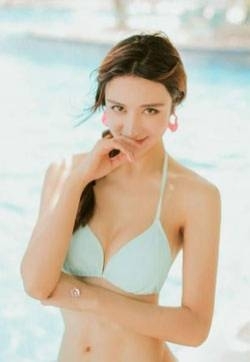 亚洲setu美女闭月羞花伊莉娜巴厘岛比基尼高清三角裤美女写真