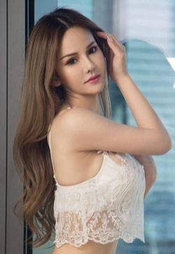 亚洲美女自拍球球难忘的十一月高清妹子写真集