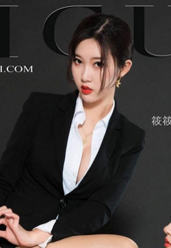 亚洲女模特私拍筱筱王欣竹OL丝足诱惑高清美女写真集