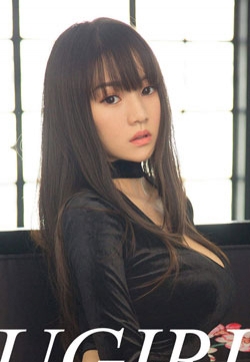 亚洲漂亮的美女失忆日系小腰精高清妹子写真集