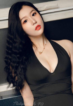 亚洲网拍模特钟晴我的死库水高清妹子写真集