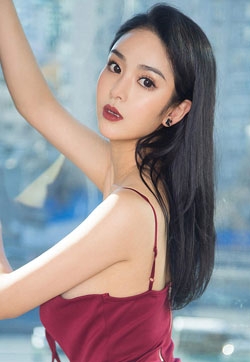 江苏无锡美女上官雪儿深沟美乳翘臀诱人写真图片