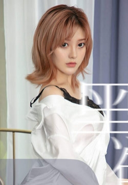 日本美女井酱baby黑色留白高清妹子写真集