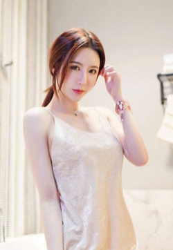 台湾嫩模Misty萌晰眼色柔如秋水相貌娇美可人高清写真集
