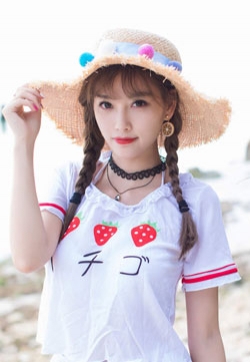 亚洲66美女阳光美女杨晨晨sugar阳光和沙滩香车与美人高清写真集