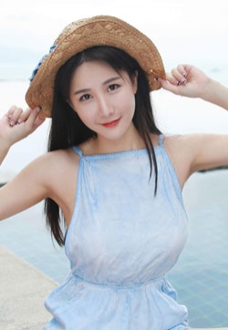 美女模特小沫琳苏梅岛旅拍高清mm写真集