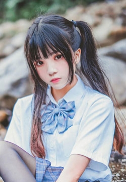 肉感美女桜桃喵校服少女COSPLAY湿身系列写真集