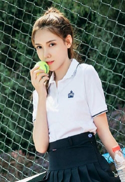 街拍美女网莎伦我是网球美少女写真集