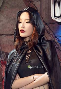 日本紧身衣美女Model雪糕女王灰丝写真集