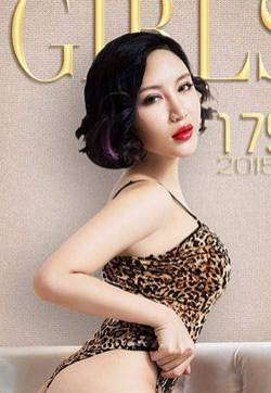 大胸翘臀美腿皇后科妮莉娅偷心小野猫写真集