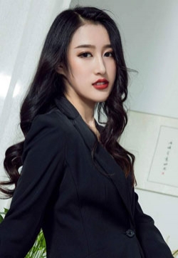 泰国女模特OL长发美女腿模拉拉西装丽人网络丽人写真集
