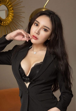 大陆美女D罩杯女神乔雅冰面具情人写真集