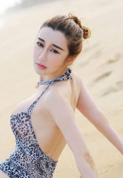 沙滩比基尼美女Love陆瓷沙滩系列兔女郎圣诞系列写真集