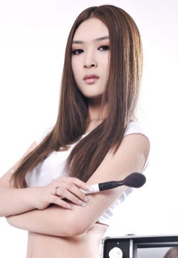 亚洲女生照片Model允儿长腿牛仔高跟妹子美腿玉足写真图集