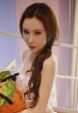 美女模特美女萌琪琪Irene蕾丝半透内衣情趣内衣SM高清写真集