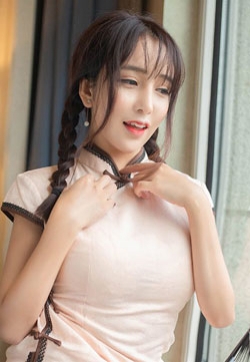 日本美女绝色顶级少妇陶喜乐白皙翘臀旗袍肉丝扣人心扉高清美女写真图片