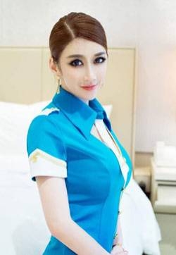 陆瓷美乳翘臀销魂美女套图写真