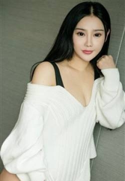 白色毛衣性感翘臀美女手机壁纸_高清手机壁纸图片大全