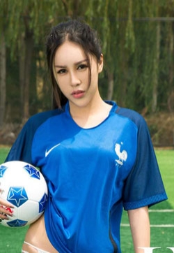 足球美女摄影孙嘉言小紫藤金鑫李娅萦春娇足球宝贝写真集T019