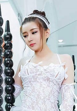 透明漂亮蕾丝超短裙美少妇丝袜美女高清摄影套图