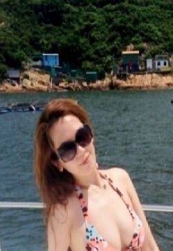 陈冠希姐姐私照曝光图片 自爆自己仍是处女