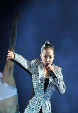 蔡依林昆明演唱会上演视觉盛宴图片