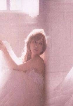 滨崎步写真画面唯美动人 白色婚纱写真  第一波