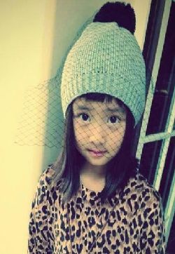 高清北京美女黄磊女儿黄忆慈美照水灵大眼睛萌翻网友