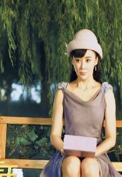 俞灏明袁姗姗爱在春天剧照 俞灏明图片袁珊珊图片