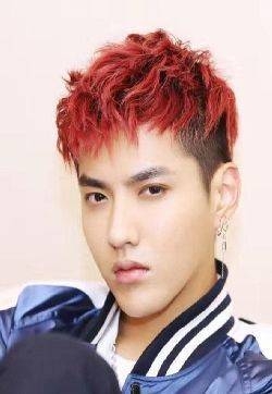 吴亦凡最新帅气时尚图片