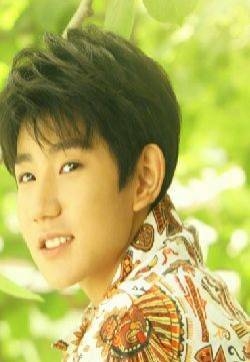 TFBOYS王源帅气美图