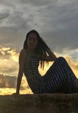 郭碧婷海边散发悠闲写真图片  郭碧婷图片