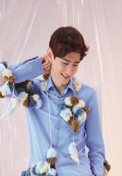 高清北京市怀柔男明星白敬亭《芭莎时尚》帅气写真图片