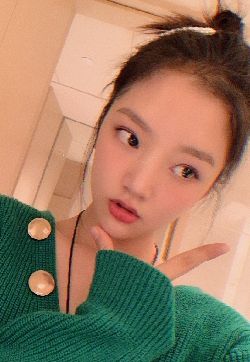 高清性感湖南美女任敏生活自拍照图片