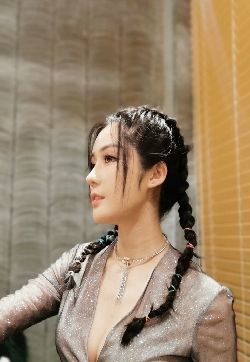 高清江西省萍乡美女汤晶媚时尚质感写真图片