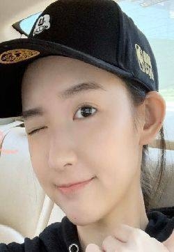 王玉雯可爱甜美自拍照图片