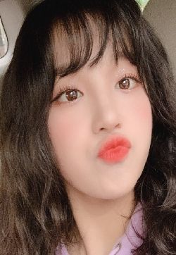 高清北京性感美女宋雨琦卷发粉嫩自拍图片