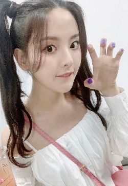 高清江苏女星杨超越双马尾可爱少女感写真图片