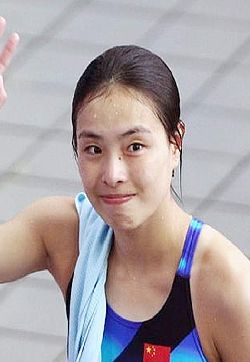 高清里约奥运冠军吴敏霞施廷懋比赛图片桌面壁纸