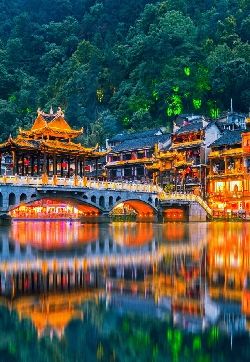 凤凰古城