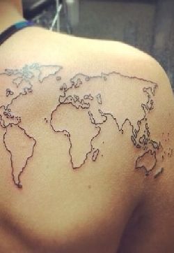 背部世界地图黑色线条轮廓纹身图案