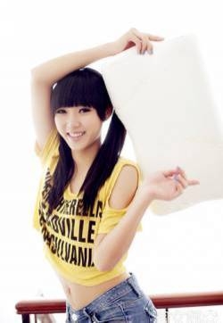 小淘气可爱非主流美女