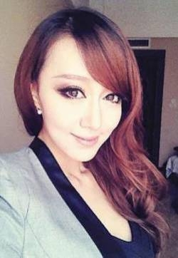 90后嫩模莫西照片